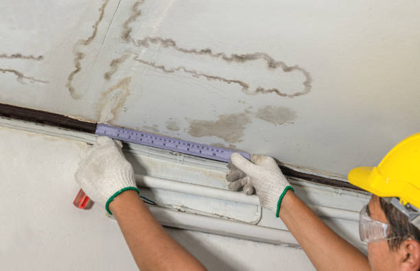 Reliable Basement Flood Cleanup contractor in Des Moines, IA by Aqua Guard Water Damage